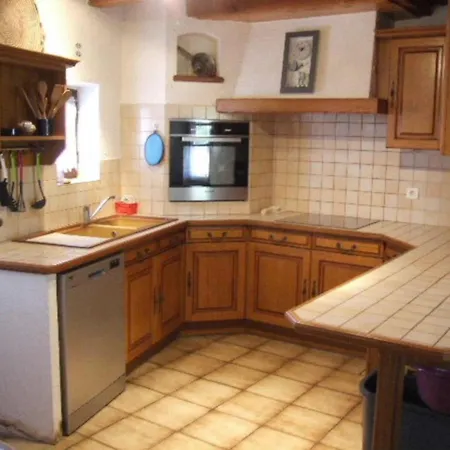 Chambre D'hotes La Cardabela Летний дом
